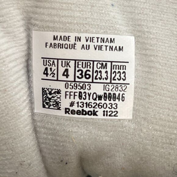 Reebok Allen Iverson Question Mid Michigan State Sneakers - Kids Size 4.5 - Picture 8 of 8